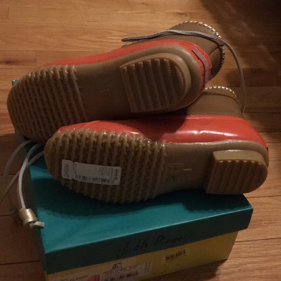 Jack Rogers - Picture 5 of 7